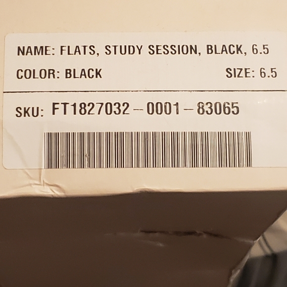 Shoes - Picture 6 of 6